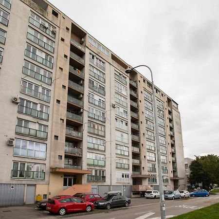 Apartman Kris Ζάγκρεμπ Εξωτερικό φωτογραφία
